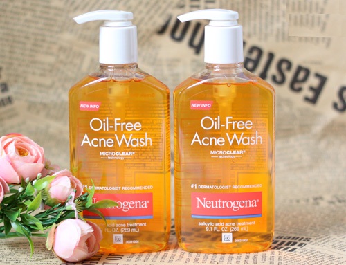 Review sữa rửa mặt cho da mụn Neutrogena Oil-Free Acne Wash